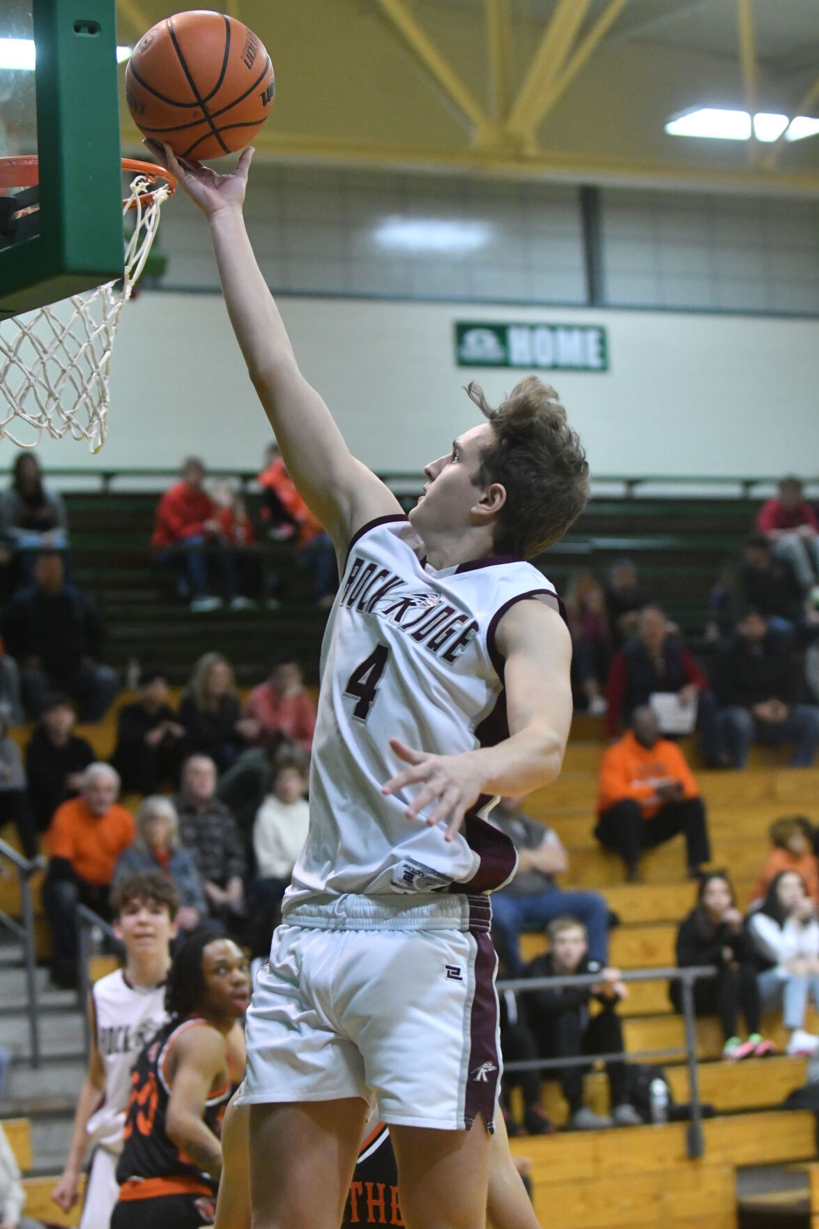 90-year-old Geneseo woman gets college degree 112622-qc-spt-ut-rockridge hoops-054